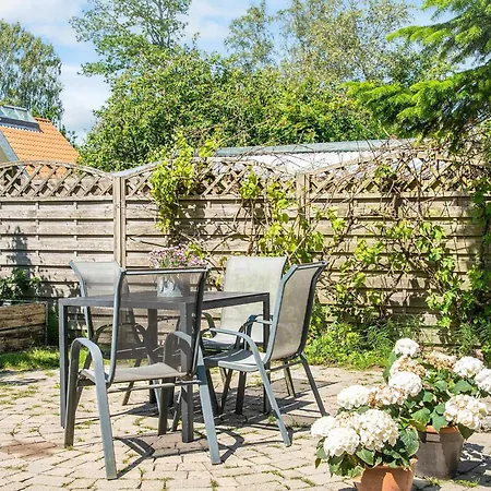 12 Person In Feriehus
